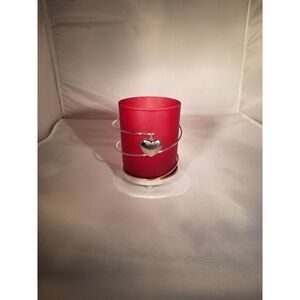 Red frosted spiral heart candle holder